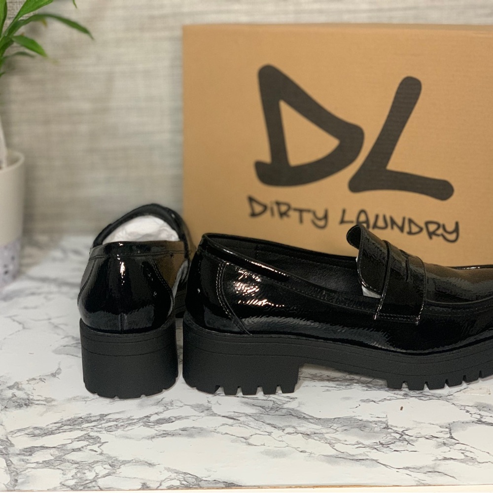 Dirty Laundry Womens Voidz Black Patent Leather Loafers size 5.5 - Picture 2 of 4